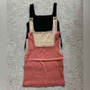Bundle - Old Navy Crop Tank Tops